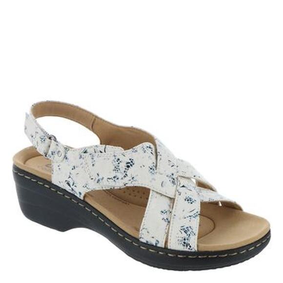 NWT  Clarks Women's Merliah Echo Heeled Sandal, Blue Floral Textile, 9.5 M US - Picture 1 of 1